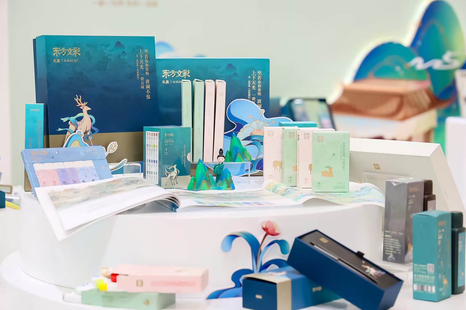 3 纵横东方文彩系列部分产品展示.jpg